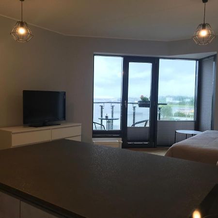 Apartment24 Yacht Club View ปาร์นู ภายนอก รูปภาพ