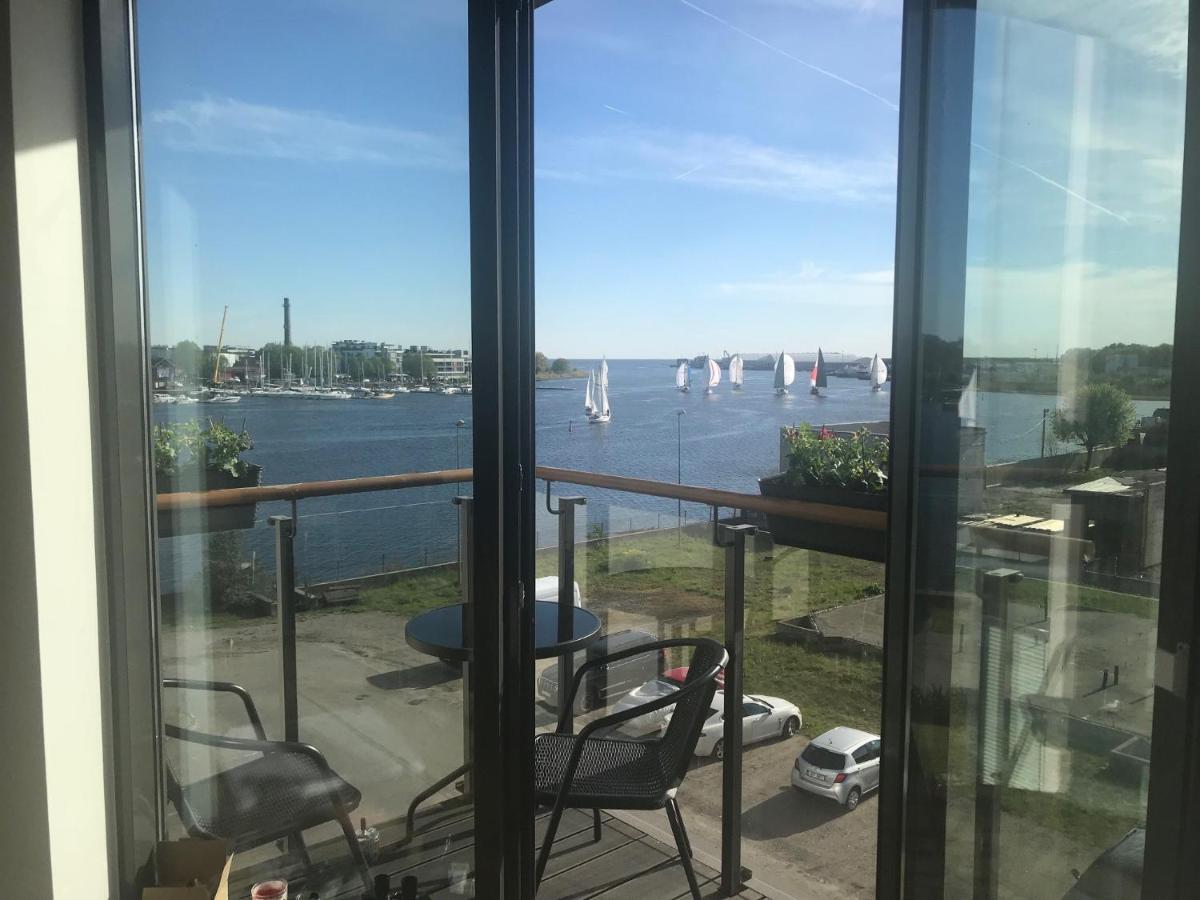 Apartment24 Yacht Club View ปาร์นู ภายนอก รูปภาพ